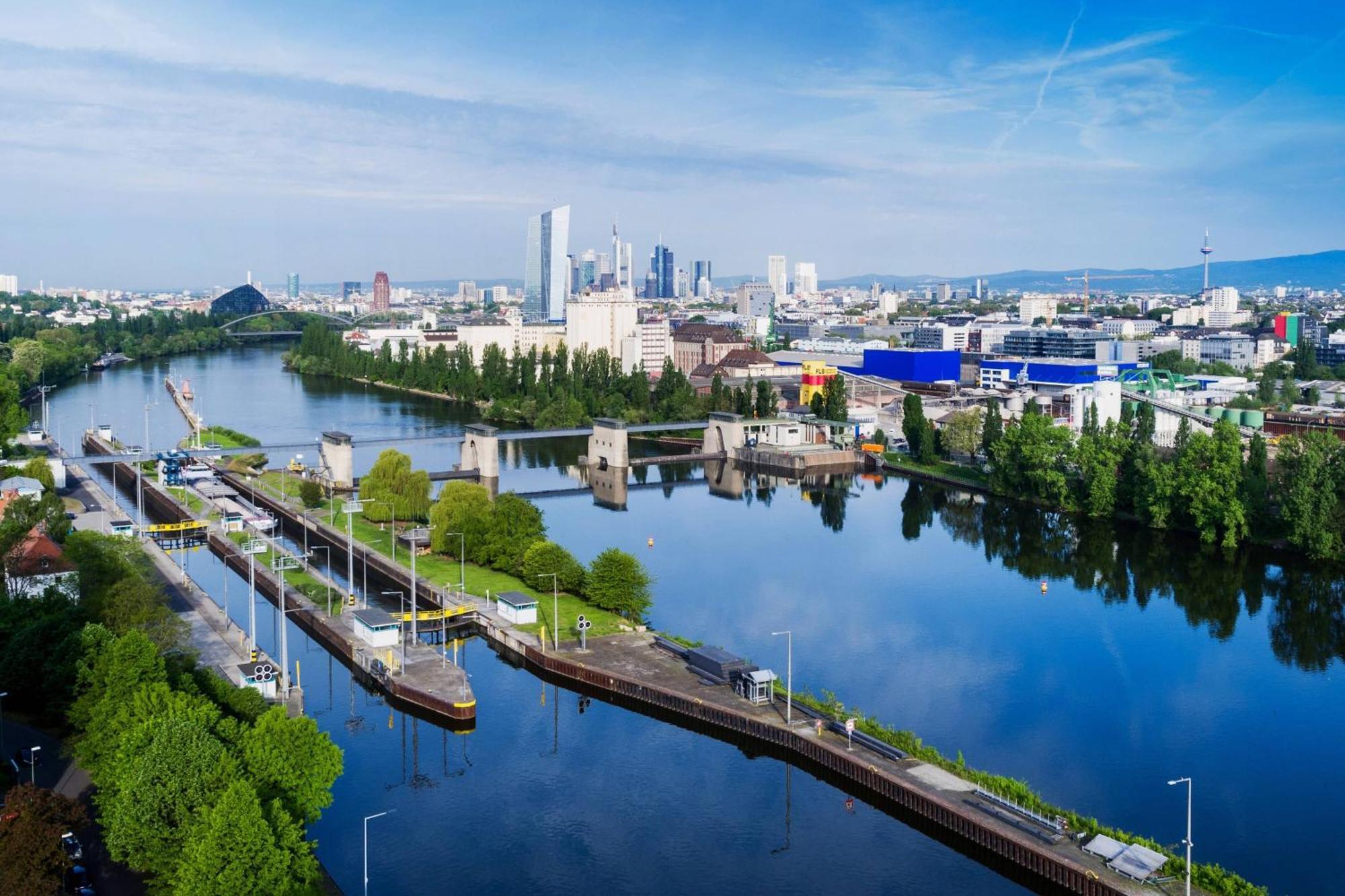 Delta Hotels By Marriott Frankfurt Offenbach Bagian luar foto