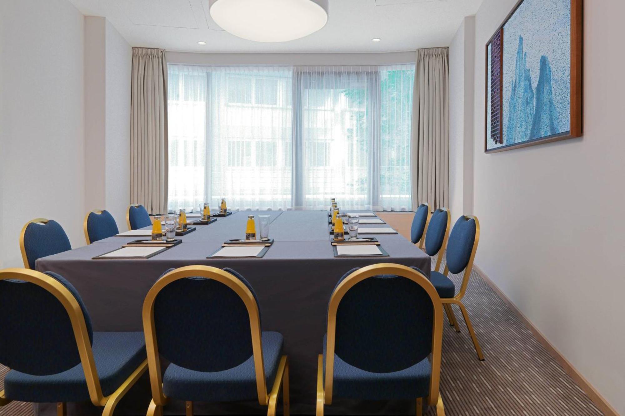 Delta Hotels By Marriott Frankfurt Offenbach Bagian luar foto