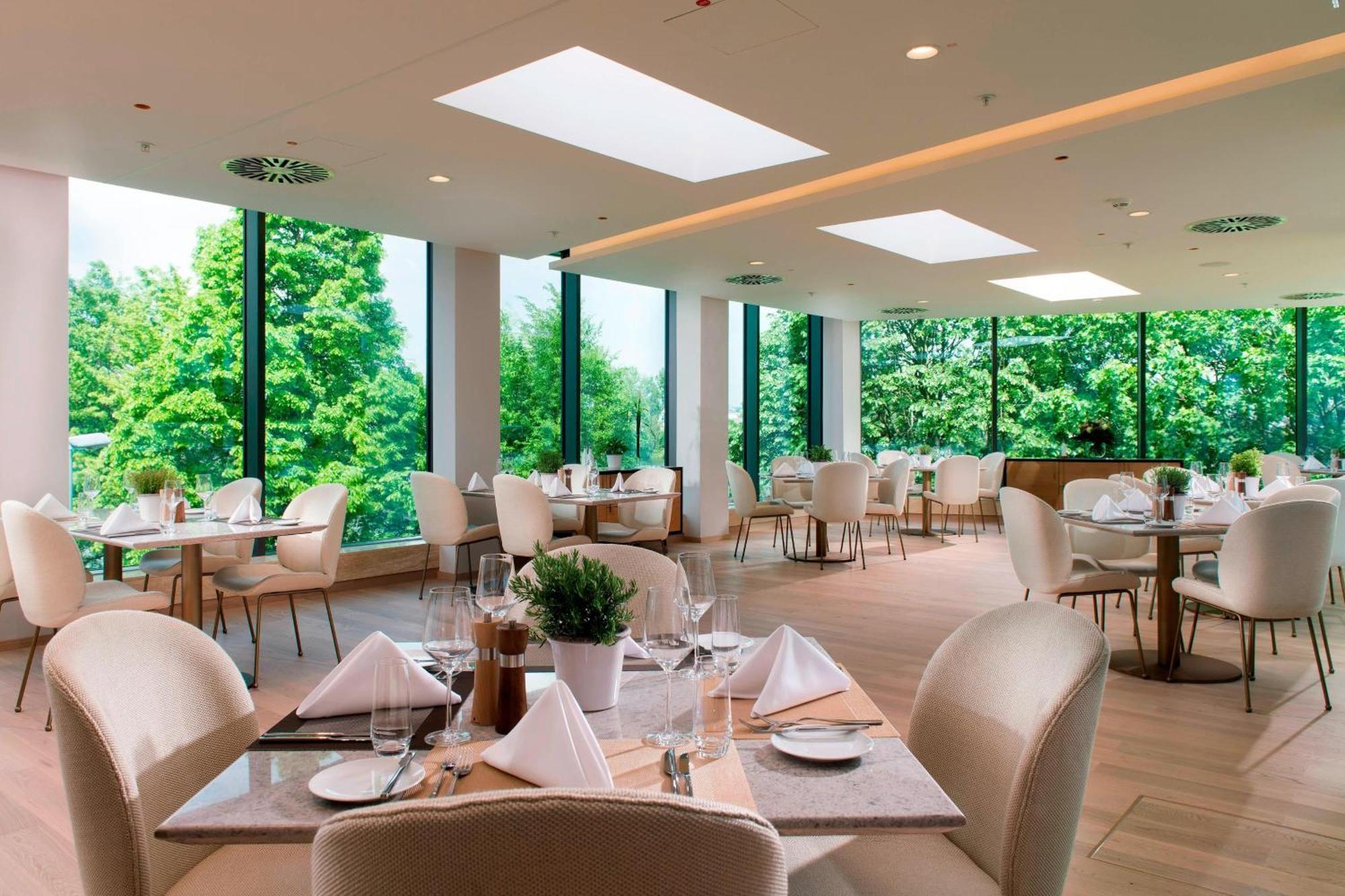 Delta Hotels By Marriott Frankfurt Offenbach Bagian luar foto
